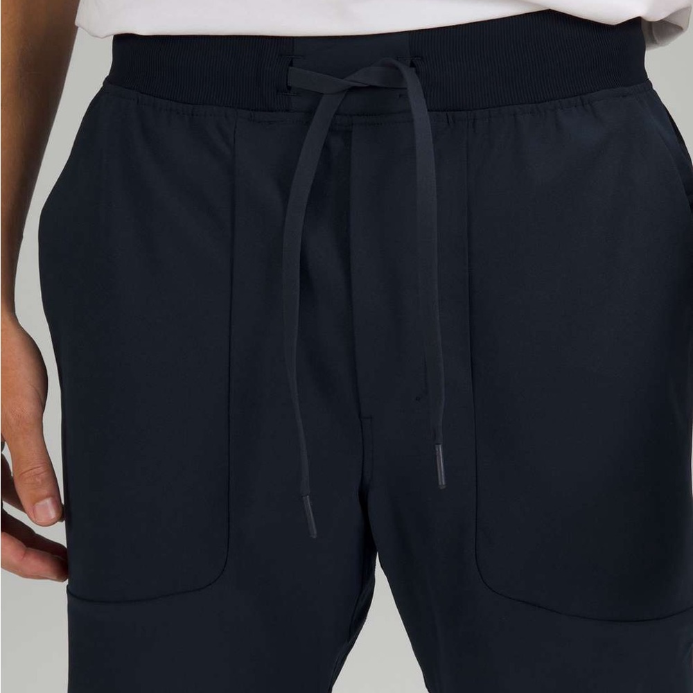Lululemon ABC Jogger *Warpstreme
True Navy Men’s Size (L) - Picture 15 of 16